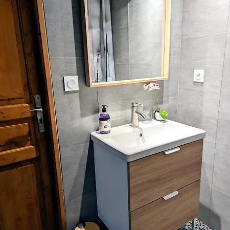 Lila - Wi-fi, Climatisation, Cafe & Petites Attentions *